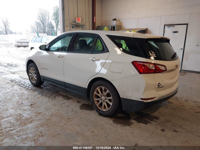 Chevrolet EQUINOX LS 2018 2GNAXHEV5J6276581 Image 3