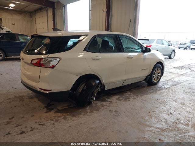 Chevrolet EQUINOX LS 2018 2GNAXHEV5J6276581 Image 4