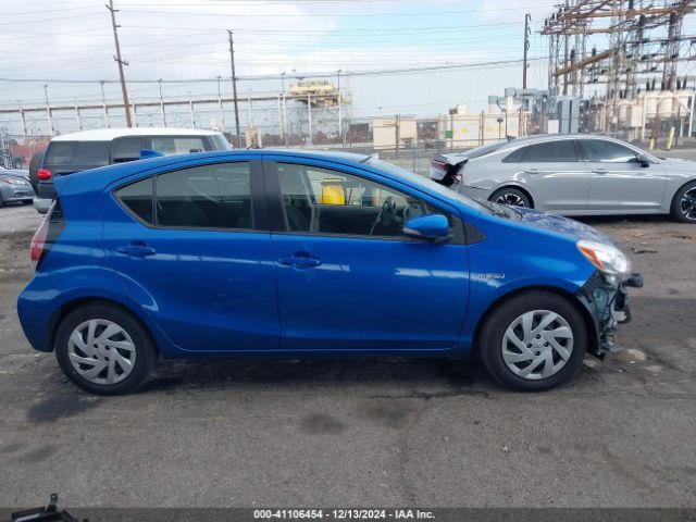 JTDKDTB3XF1115102 Toyota Prius C Two