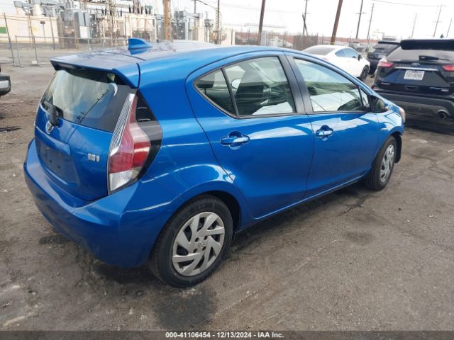 JTDKDTB3XF1115102 Toyota Prius C Two