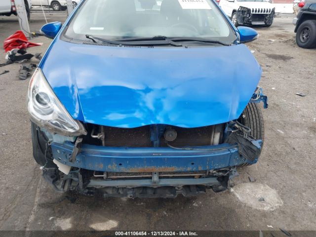 JTDKDTB3XF1115102 Toyota Prius C Two