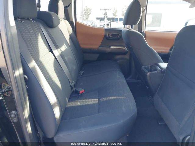 5TFCZ5AN0HX084429 Toyota Tacoma Sr5 V6