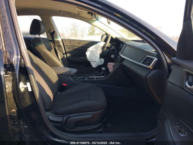5XXGT4L38KG351064 KIA Optima Lx