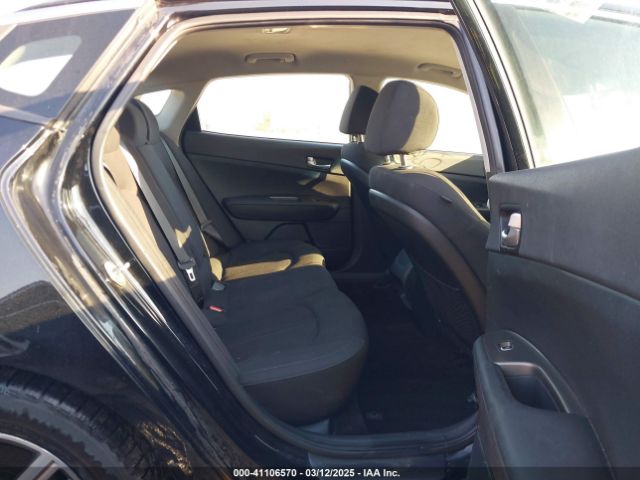 5XXGT4L38KG351064 KIA Optima Lx