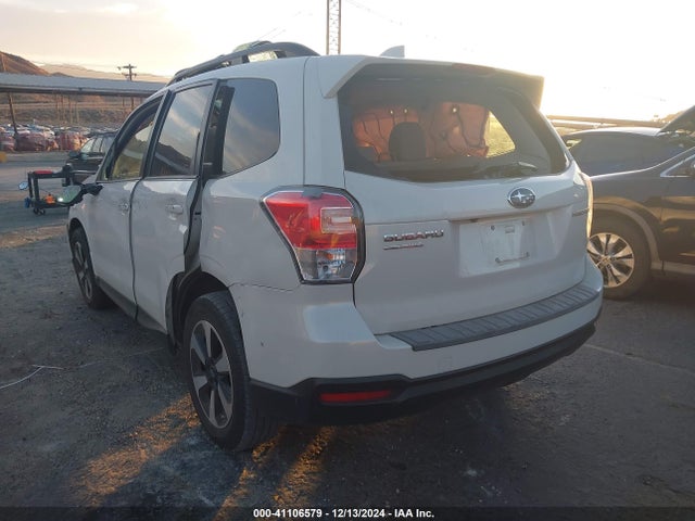 Subaru Forester 2.5i Premium 2018 JF2SJAGC2JH492269 Image 3