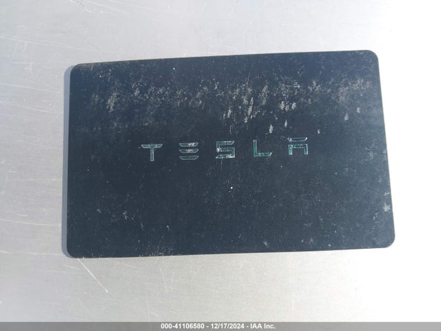 2023 TESLA MODEL Y 7SAYGDEE8PA074272 Photo 10