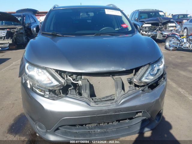 JN1BJ1CP0HW033189 Nissan Rogue Sport Sv