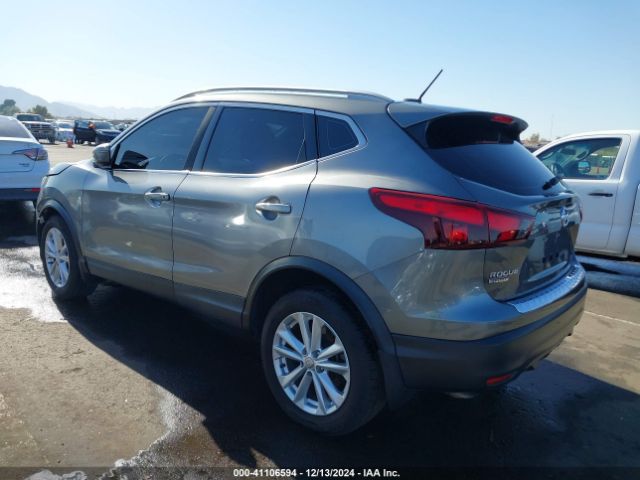 JN1BJ1CP0HW033189 Nissan Rogue Sport Sv