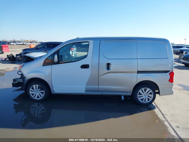 3N6CM0KN9LK696801 Nissan Nv200  Cargo Sv Xtronic Cvt