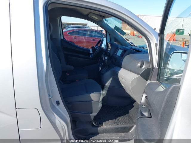 3N6CM0KN9LK696801 Nissan Nv200  Cargo Sv Xtronic Cvt