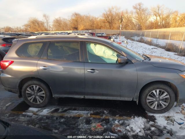 5N1DR2MM6HC679942 Nissan Pathfinder Sv