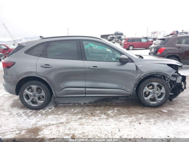 1FMCU9MN2PUA94439 Ford Escape St-line
