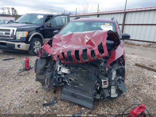 1C4PJLAB0FW760576 Jeep Cherokee Sport