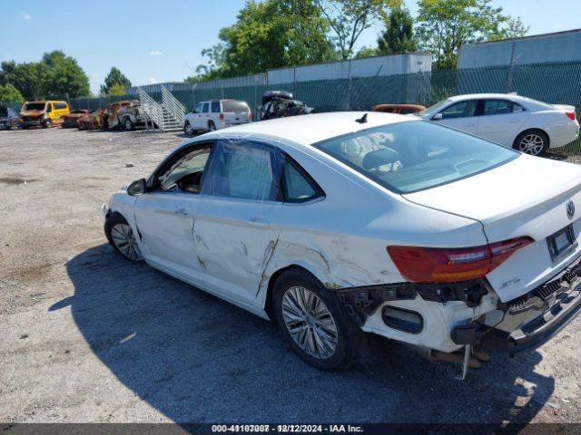 3VWN57BU6KM161448 Volkswagen Jetta 1.4t S