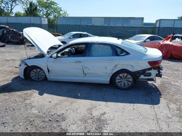 3VWN57BU6KM161448 Volkswagen Jetta 1.4t S