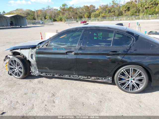 WBAJE5C54KWW09499 BMW 540I