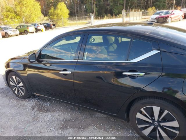 1N4BL4DV1KC129532 Nissan Altima 2.5 Sv