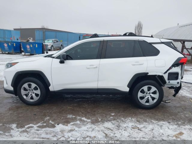 2T3F1RFV8KW081780 Toyota RAV4 LE