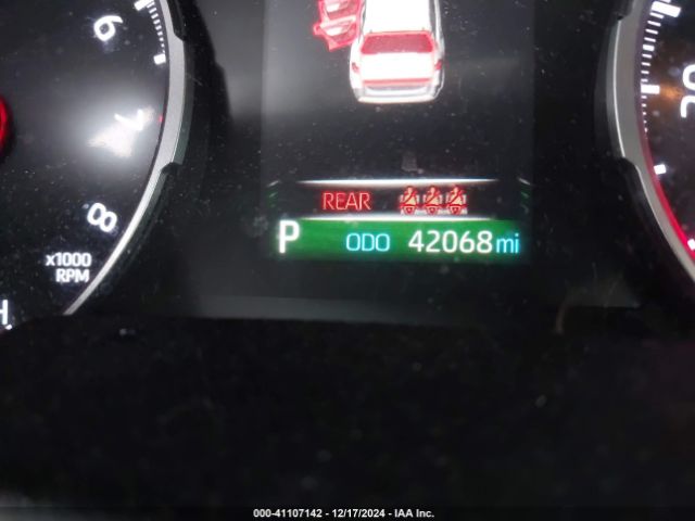 2T3F1RFV8KW081780 Toyota RAV4 LE