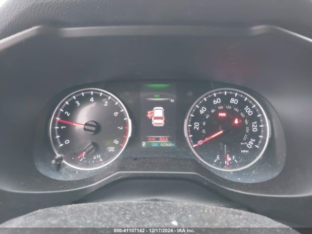 2T3F1RFV8KW081780 Toyota RAV4 LE