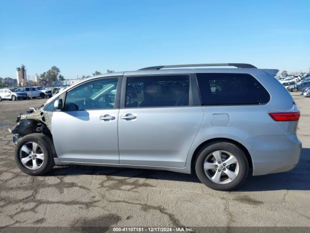 5TDKK3DC8FS652976 Toyota Sienna Le 8 Passenger