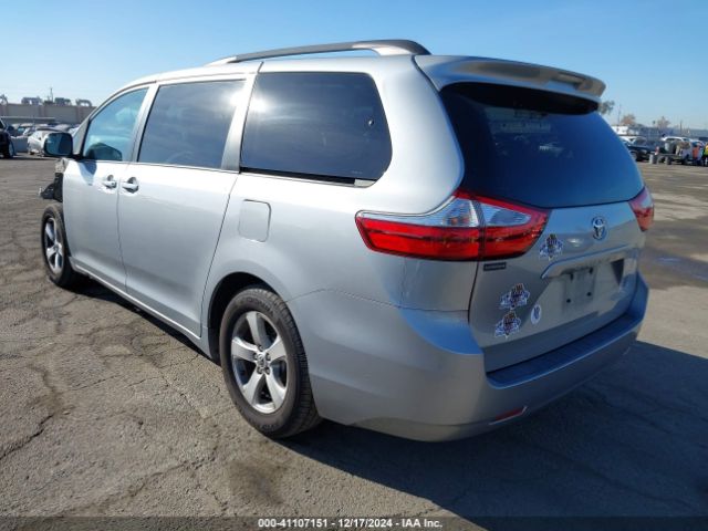 5TDKK3DC8FS652976 Toyota Sienna Le 8 Passenger
