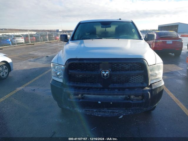 3C6UR5CLXFG642988 RAM 2500 Tradesman