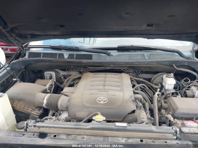 5TFRY5F17EX153082 Toyota Tundra Sr5 5.7l V8