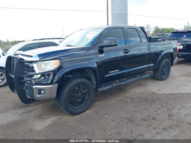 5TFRY5F17EX153082 Toyota Tundra Sr5 5.7l V8