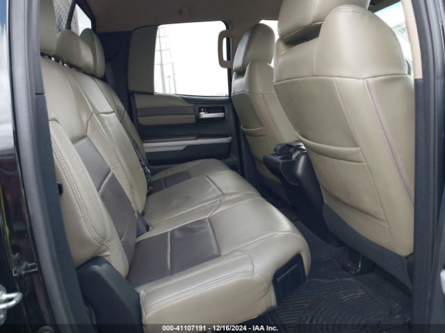 5TFRY5F17EX153082 Toyota Tundra Sr5 5.7l V8