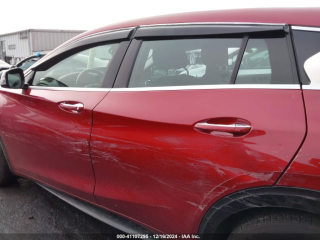 SJKCH5CP5JA005747 Infiniti Qx30 Pure