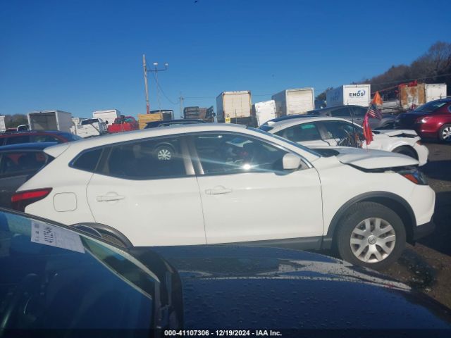 JN1BJ1CR3JW251151 Nissan Rogue Sport S