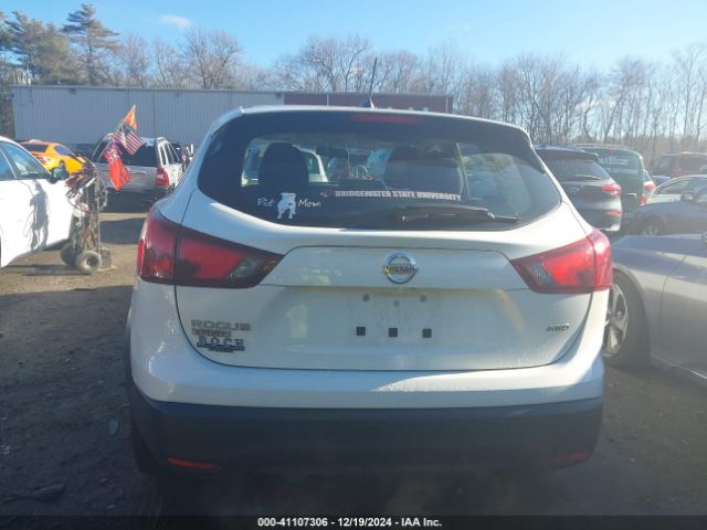 JN1BJ1CR3JW251151 Nissan Rogue Sport S