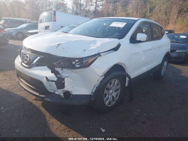 JN1BJ1CR3JW251151 Nissan Rogue Sport S