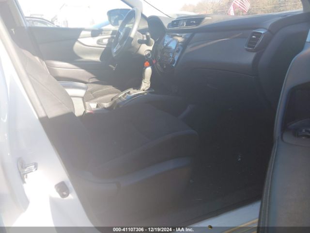 JN1BJ1CR3JW251151 Nissan Rogue Sport S
