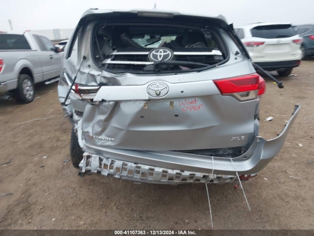 Toyota Highlander Xle 2017 5TDKZRFH9HS526510 Image 16