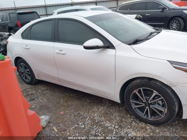 3KPF24AD2NE474138 KIA Forte Lxs