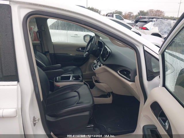 Chrysler Pacifica Touring L 2023 2C4RC1BG2PR550184 Image 5