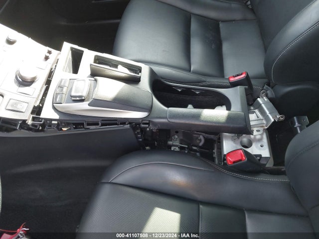 JTHKD5BH4F2228947 Lexus CT 200H