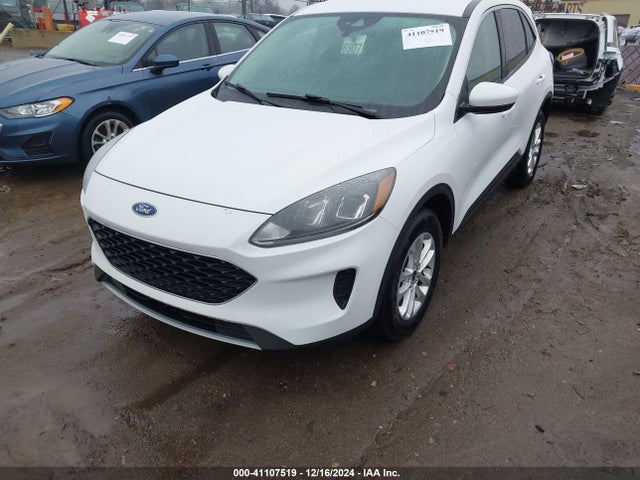 Ford ESCAPE SE 2020 1FMCU9G65LUA38669 Image 2
