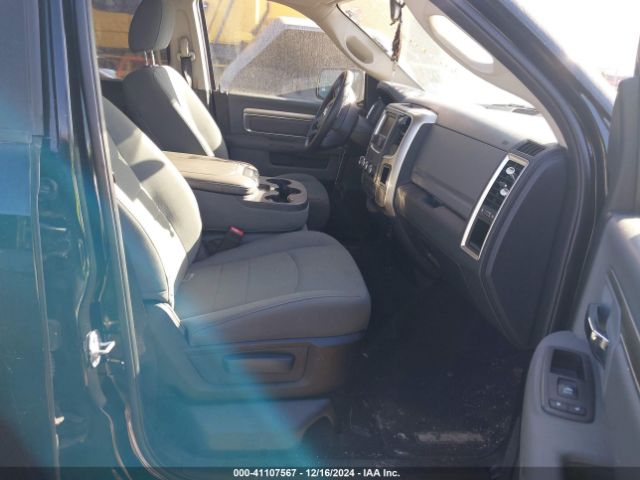 1C6RR7GG0HS709690 RAM 1500 Slt  4x4 6'4 Box
