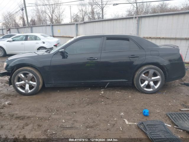 2C3CCAGG2EH222561 Chrysler 300 300s
