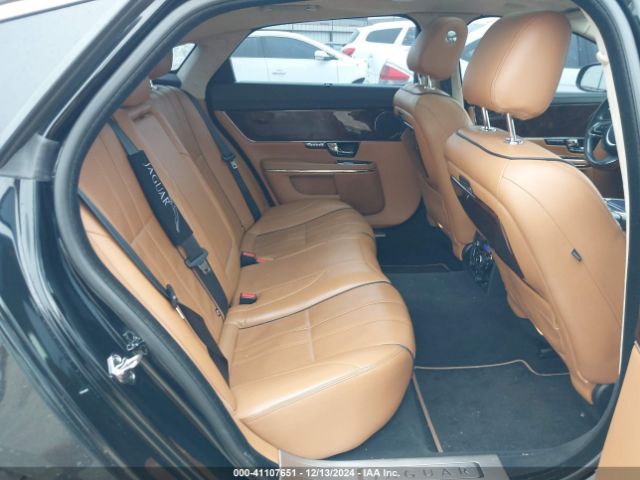 2011 JAGUAR XJ SAJWA2GB8BLV16460 Photo 7