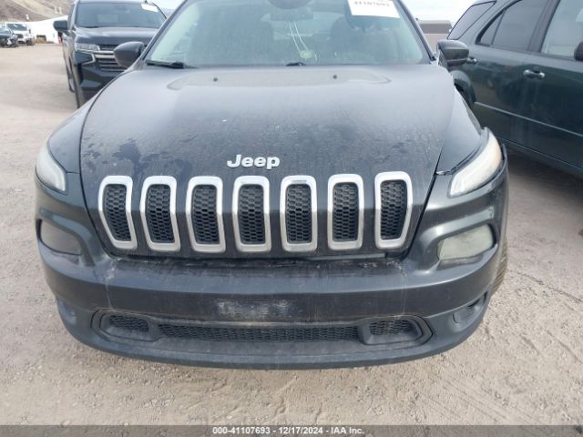 1C4PJMCS4EW266643 Jeep Cherokee Latitude