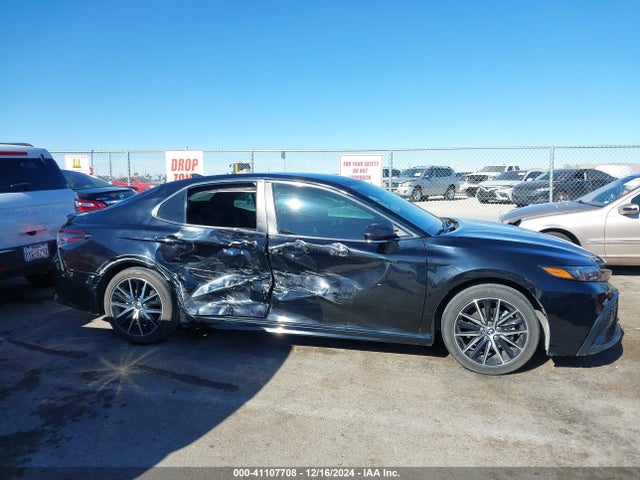 4T1G11AK5NU005093 Toyota CAMRY SE