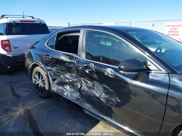 4T1G11AK5NU005093 Toyota CAMRY SE