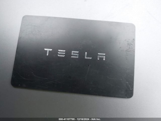 7SAYGAEE8RF210386 Tesla Model Y Long Range Dual Motor All-wheel Drive