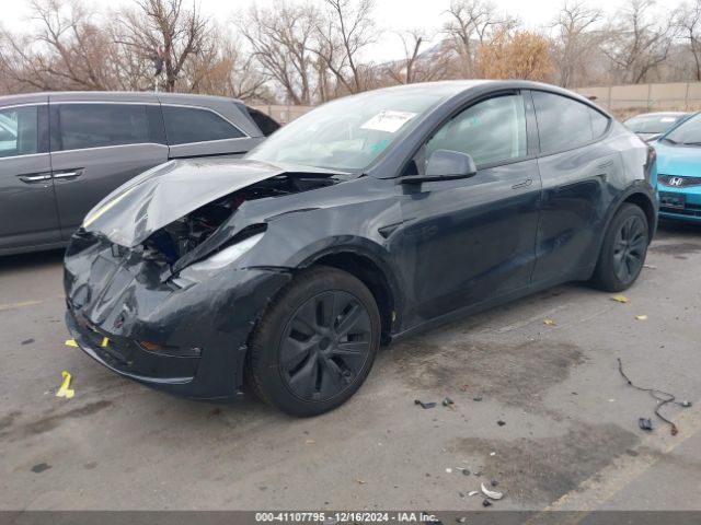 7SAYGAEE8RF210386 Tesla Model Y Long Range Dual Motor All-wheel Drive