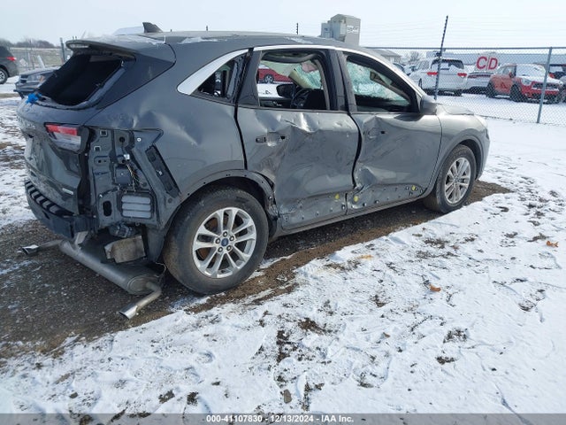 Ford ESCAPE SE 2020 1FMCU0G69LUB00862 Image 4