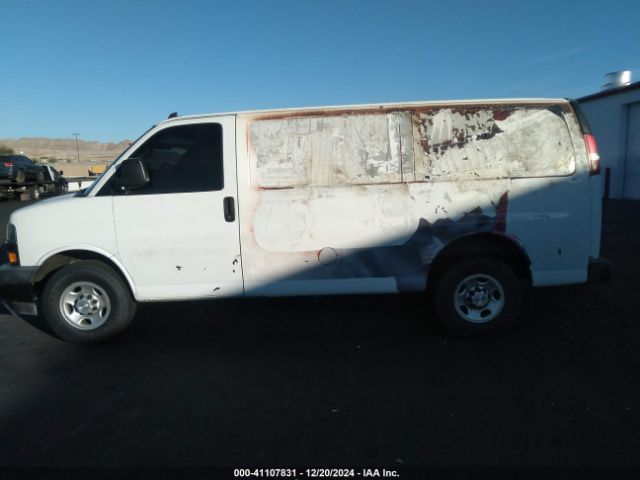 1GCWGAFP6J1299747 Chevrolet Express 2500 Work Van